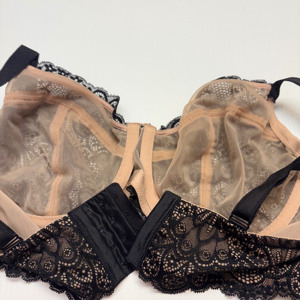 Torrid Unlined Full Coverage Bra Womens 40C Black Lace Beige Mesh Underwire NEW - Picture 5 of 9